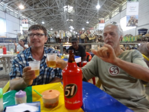 et une bière pour la trois!!.JPG